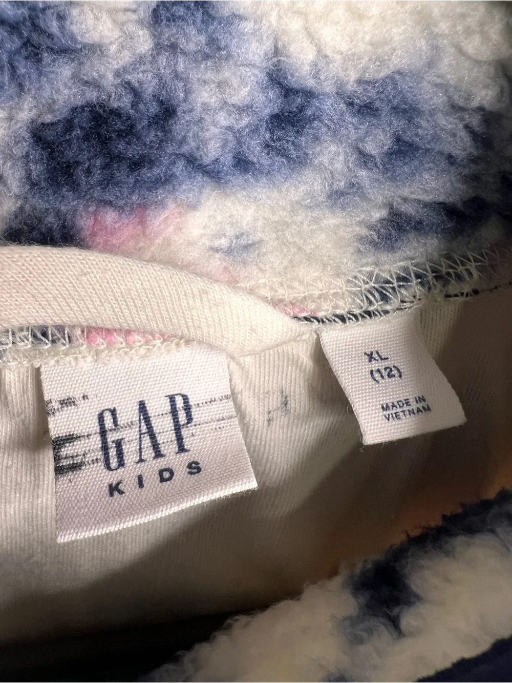GAP kids sherpa